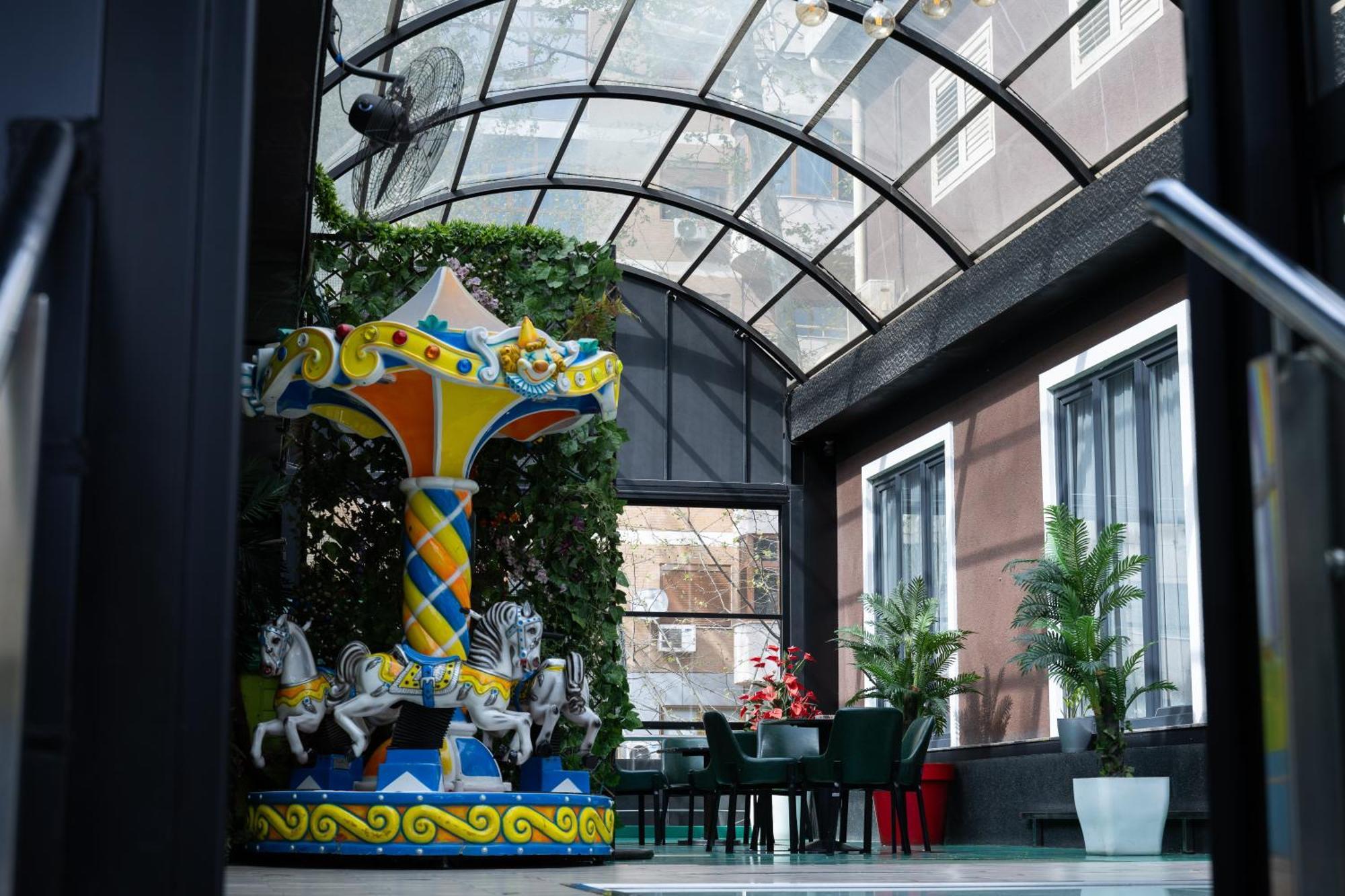 4R Colombo Hotel Tirana Exterior photo